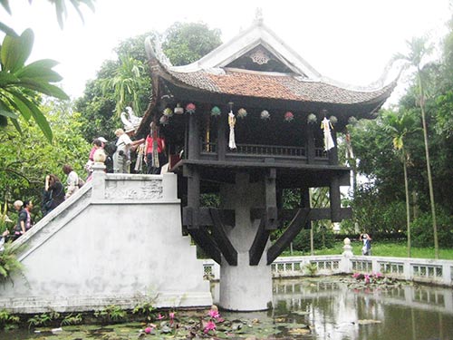 Phá di sản để… trùng tu: Cơ hội kiếm tiền - 2