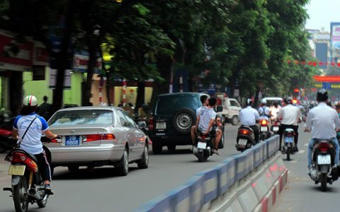 Chuyên gia "vạch lỗi" phân làn ở Hà Nội - 2