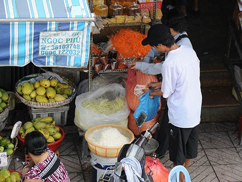 Đến lượt bì heo bị "phù phép" - 1