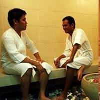 Sức khỏe đời sống - Tắm xông hơi rất hại cho “cậu nhỏ”