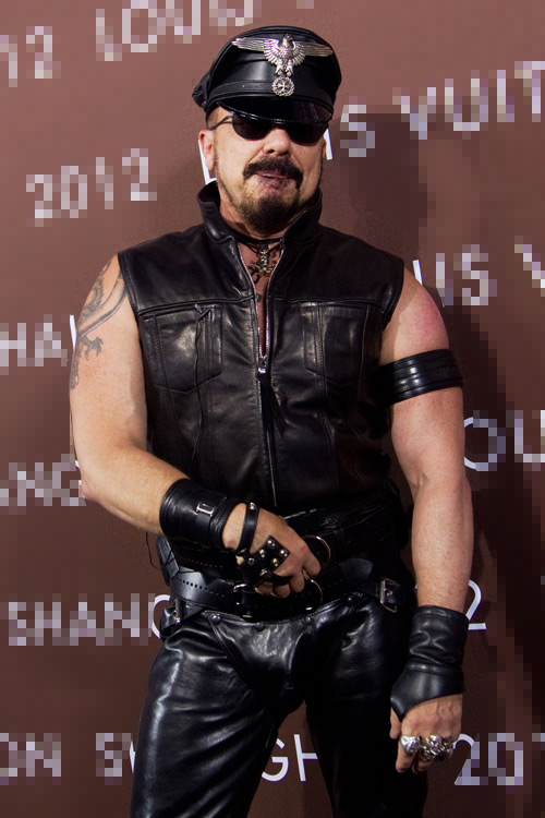 "Ông trùm áo da" nổi loạn nhờ tài năng - 3