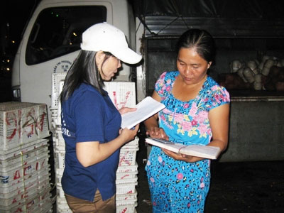 Những "bóng hồng" sau chiếc vô lăng - 2