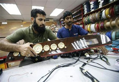 Thú chơi xe sang thủ công của giới giàu châu Á - 3