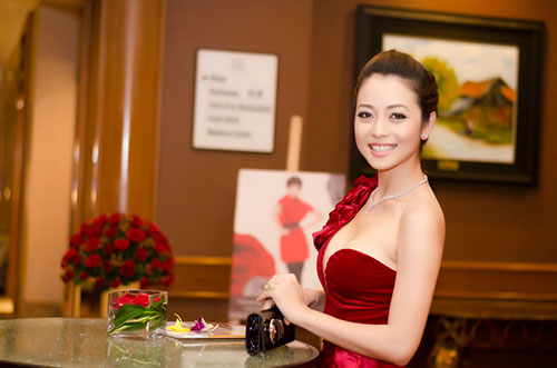 Mất tập trung vì Thu Hà - 11