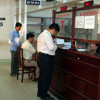 Tin tức trong ngày - Hà Nội bắt đầu cấp đổi GPLX mẫu mới