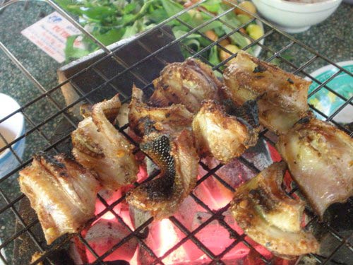 Rắn ngon từ thuở... nằm nôi - 2