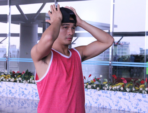 Quán quân Bước nhảy âm thầm rời Việt Nam - 3