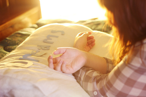 Mệt mỏi vì bị gia đình kiểm soát - 1