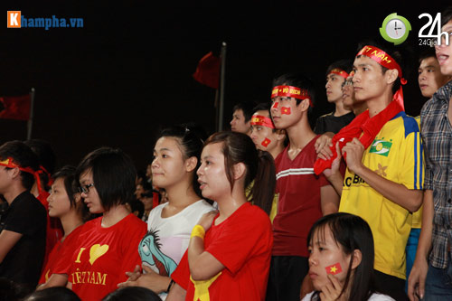 "Lửa" Mỹ Đình cháy cùng ĐTVN - 10