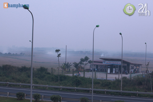 Hà Nội lại mịt mù khói rơm - 13