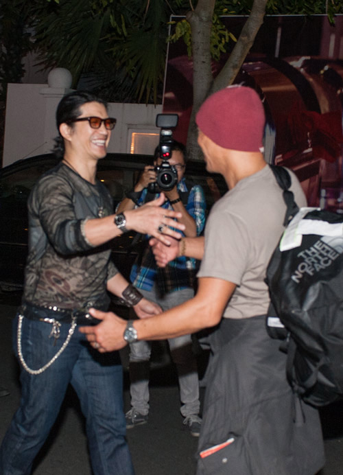 Dustin Nguyễn xúc động đón sao Hollywood - 3