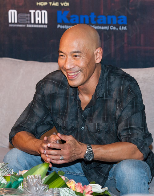 Dustin Nguyễn xúc động đón sao Hollywood - 9