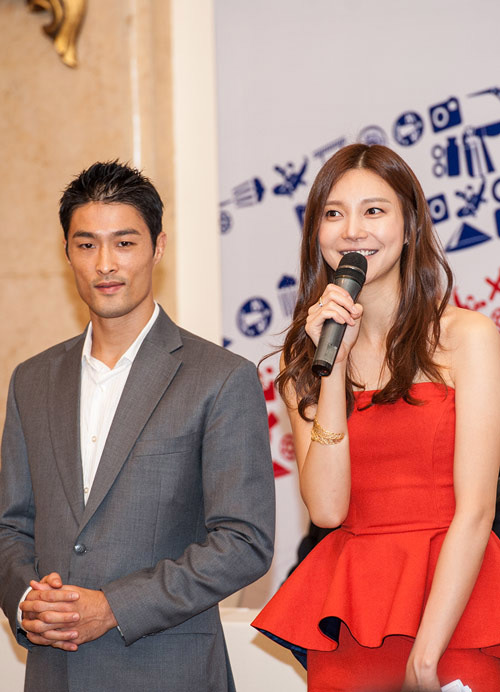 Trí Nguyễn “mất hồn” vì kiều nữ Hàn - 11