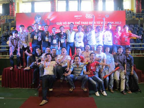 VEC 2012: Muôn màu CK khu vực miền Nam - 6