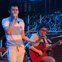 Ca nhạc - MTV - Phương Uyên bất ngờ song ca với Triệu Vũ