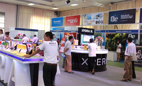 Hình ảnh ấn tượng tại Mobile Vietnam 2012 - 3