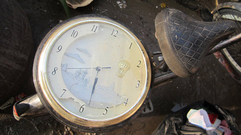 TPHCM những ngày phải... đi trên tường - 7