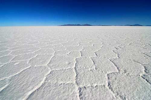 Cánh đồng muối tuyệt đẹp ở Bolivia - 9