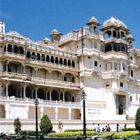 Du lịch - Chìm trong vẻ đẹp cung điện Gió mùa