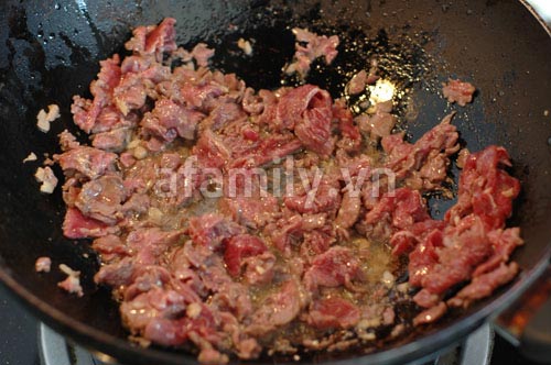 Tự làm mỳ xào bò cực ngon! - 9