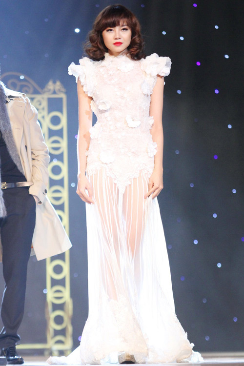 Hồng Quế trở lại vị trí vedette - 13