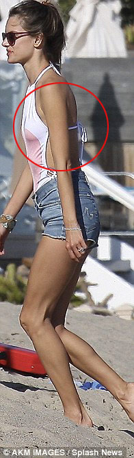 Giải mã vòng 1 xẹp nở bất thường của sao - 8