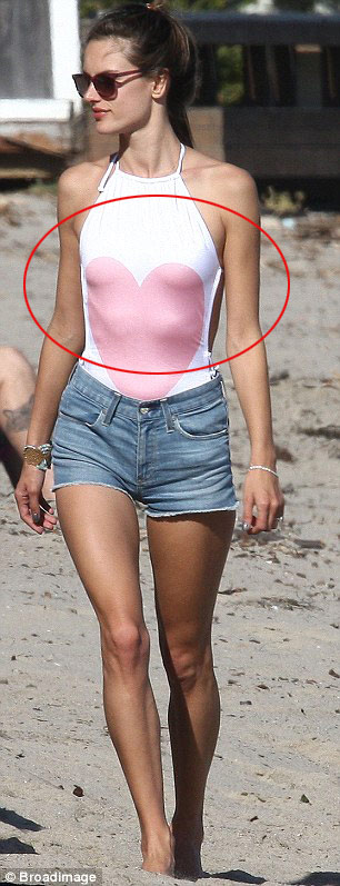 Giải mã vòng 1 xẹp nở bất thường của sao - 9