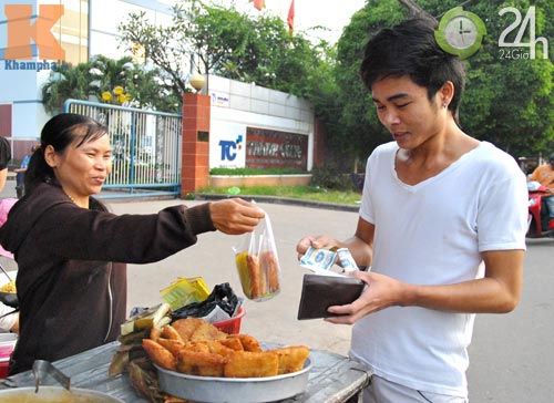 Cận cảnh bữa sáng công nhân thời bão giá - 3