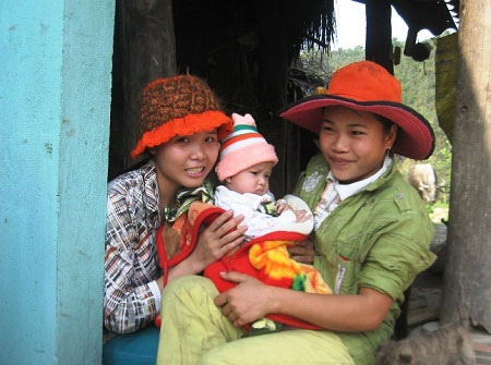 Về nơi cả bản chỉ có một cụ già biết chữ - 2