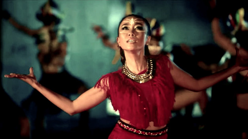 Đoan Trang hoang dã với Độc bước - 3