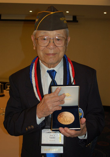 Bức ảnh bầu cử TT Mỹ làm rung động trái tim - 2