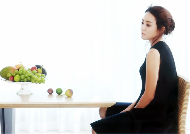 Đây cũng là bộ ảnh mới nhất của Moon Geun Young trước khi bộ phim truyền hình mới của cô ra mắt.