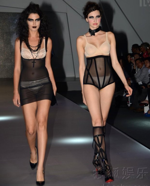 Phan Sương Sương: Ngực khủng vẫn cô đơn! - 11