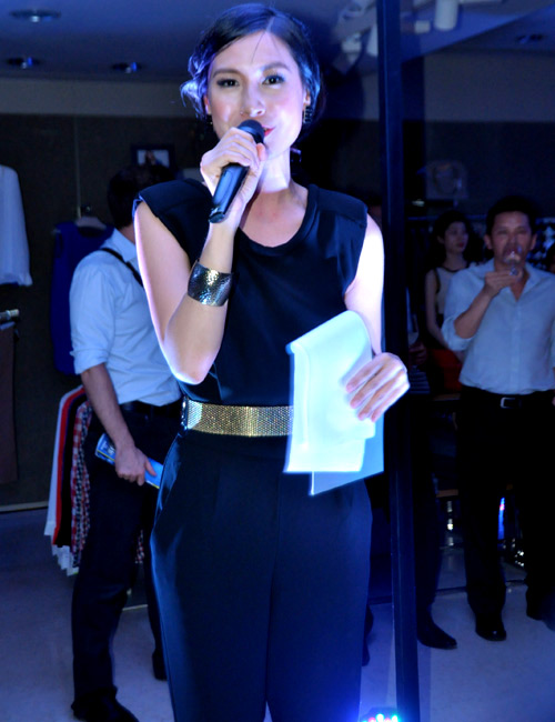 Diễm My khoe con gái giống hệt mẹ - 8