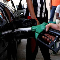 Thị trường - Tiêu dùng - Giá dầu thô xuống thấp nhất từ tháng 7