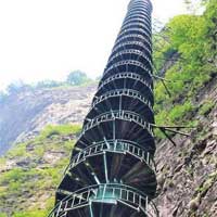 Phi thường - kỳ quặc - Cầu thang dẫn đến "thiên đường"