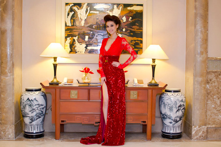 Mướt mắt ngắm Mai Phương Thúy - 12