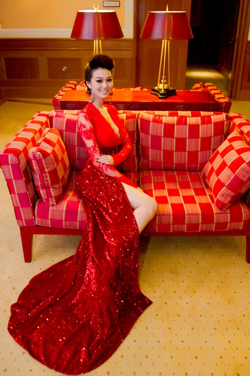 Mướt mắt ngắm Mai Phương Thúy - 16