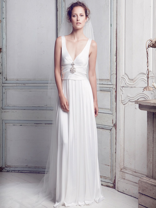 Váy cưới ngọt ngào cho cô dâu hiền thục - 8