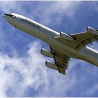 Tin tức trong ngày - 2 máy bay suýt đâm nhau trên bầu trời VN