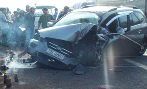 Thanh Hóa: TNGT nghiêm trọng trong mưa bão - 3