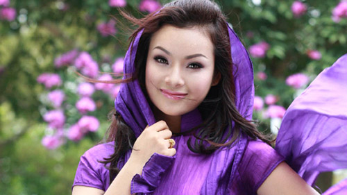 Khi nghệ sĩ tìm vào cửa Phật - 2