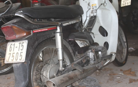 Cặp đôi chuyên làm giả vé số trúng thưởng - 2