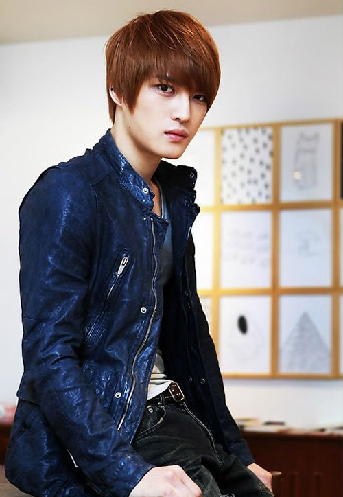 Lộ ảnh thơ ấu "độc" của Kim Jae Joong - 14