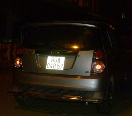 Bắt vụ vận chuyển “hàng đá” lớn nhất miền Tây - 2