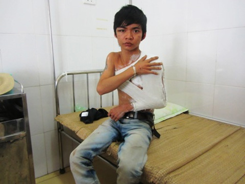 Ô tô đối đầu trong mưa bão: Phút sinh tử - 2