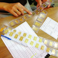 Tài chính - Bất động sản - Không có chuyện bình ổn giá vàng