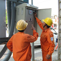 Thị trường - Tiêu dùng - Tại sao chưa giảm giá điện?