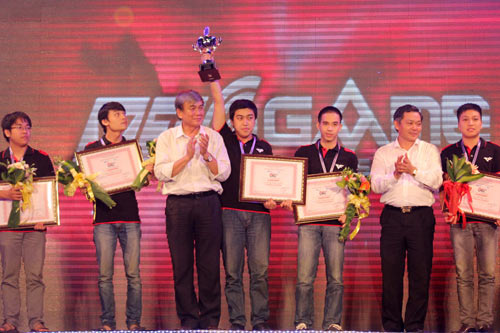 Tôn vinh các tài năng eSport Việt 2012 - 5