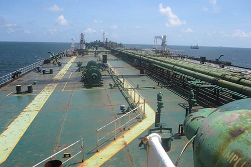 Những thuyền viên đói trên con tàu nát - 3